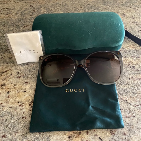 Gucci Accessories - Gucci Ombré Wavy sunglasses.  New
